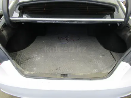 Toyota Camry 2018 года за 8 930 100 тг. в Актобе – фото 10