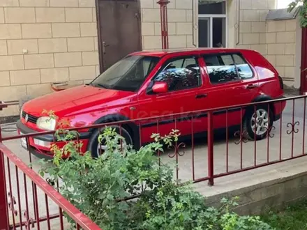 Volkswagen Golf 1997 года за 2 200 000 тг. в Туркестан