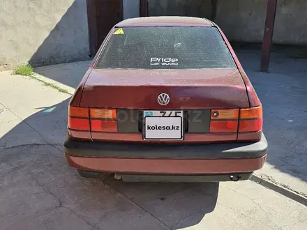 Volkswagen Vento 1993 года за 1 500 000 тг. в Тараз – фото 4