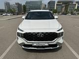 Hyundai Santa Fe 2021 года за 16 700 000 тг. в Алматы – фото 2