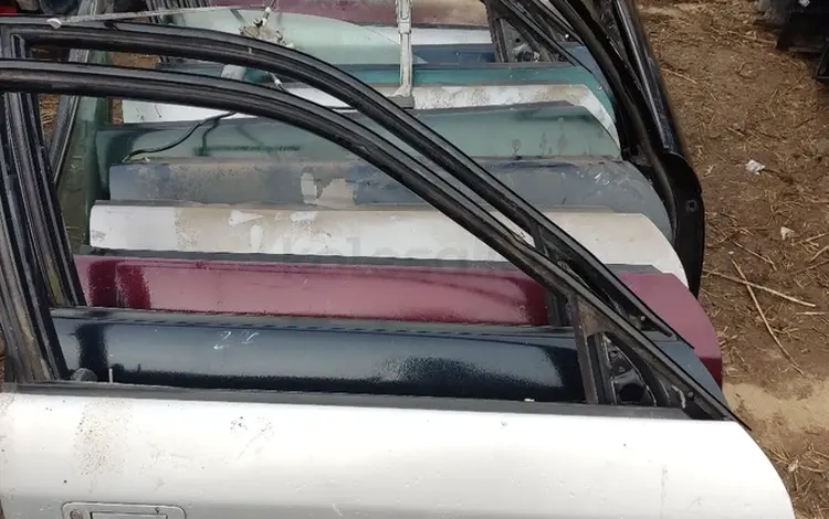 Двери Ауди 100С4 за 10 000 тг. в Алматы