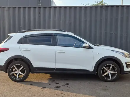 Kia Rio X-Line 2021 года за 6 650 000 тг. в Алматы – фото 4
