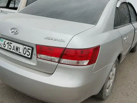 Hyundai Sonata 2007 года за 250 000 тг. в Алматы – фото 5