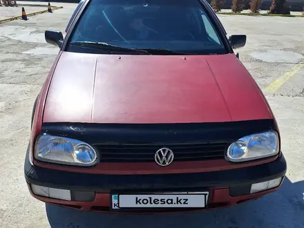 Volkswagen Golf 1994 года за 1 800 000 тг. в Конаев (Капшагай) – фото 2