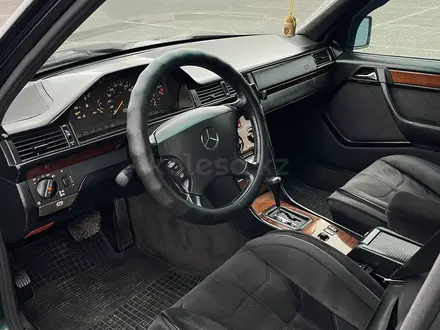 Mercedes-Benz E 220 1995 года за 2 700 000 тг. в Тараз – фото 16