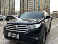 Toyota Highlander 2011 года за 11 500 000 тг. в Астана