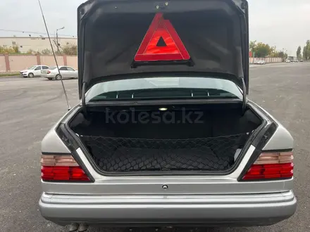 Mercedes-Benz E 280 1994 года за 4 000 000 тг. в Шымкент – фото 13