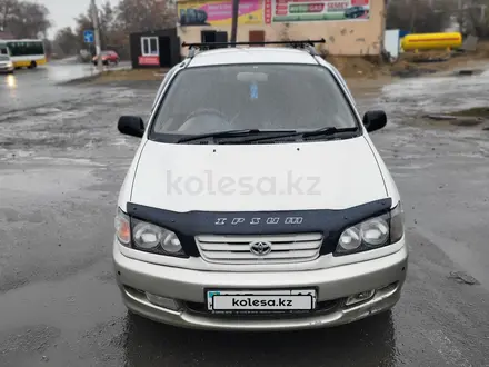 Toyota Ipsum 1997 года за 3 350 000 тг. в Семей