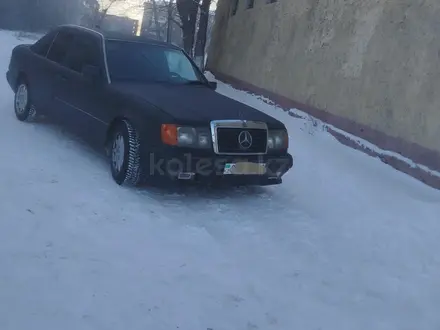 Mercedes-Benz E 230 1990 года за 1 500 000 тг. в Караганда