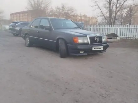 Mercedes-Benz E 230 1990 года за 1 500 000 тг. в Караганда – фото 3