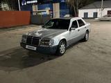 Mercedes-Benz E 200 1992 годаүшін1 000 000 тг. в Петропавловск