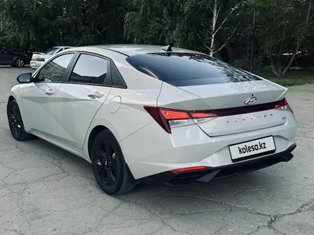 Hyundai Elantra 2022 года за 8 500 000 тг. в Кокшетау – фото 3