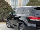 Toyota Highlander 2017 года за 18 500 000 тг. в Актау – фото 5