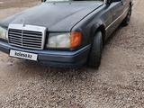 Mercedes-Benz E 230 1987 года за 700 000 тг. в Мерке – фото 3