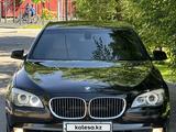 BMW 750 2011 года за 15 000 000 тг. в Алматы – фото 3