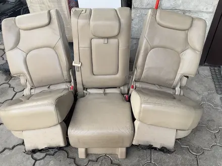 Сиденья на Nissan Pathfinder R51 за 60 000 тг. в Алматы – фото 2