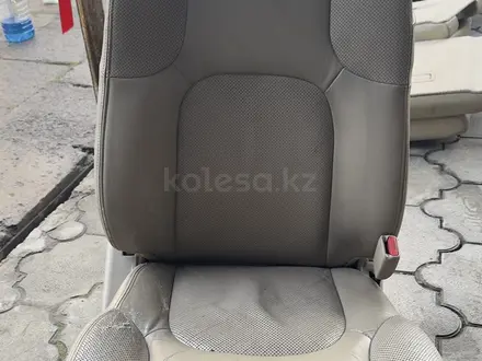 Сиденья на Nissan Pathfinder R51 за 60 000 тг. в Алматы – фото 3