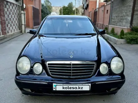 Mercedes-Benz E 320 2000 года за 4 000 000 тг. в Алматы