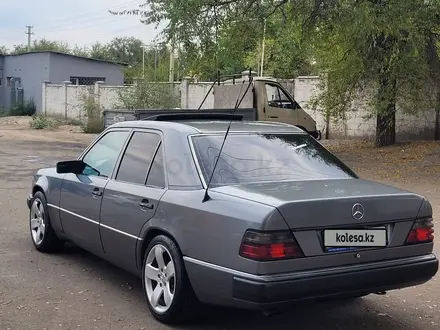 Mercedes-Benz E 230 1990 года за 2 900 000 тг. в Алматы – фото 3