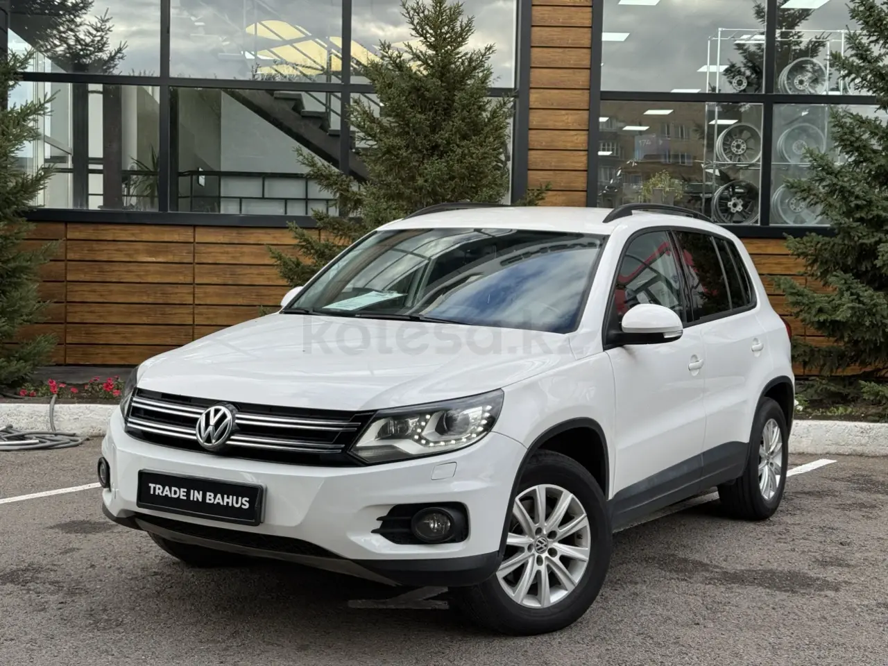 Volkswagen Tiguan, 2012