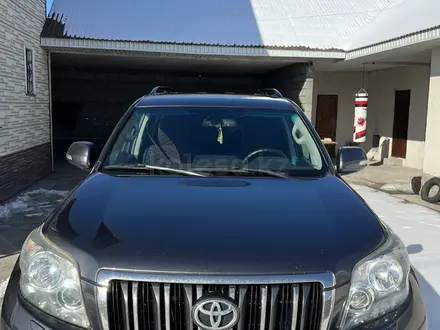 Toyota Land Cruiser Prado 2010 года за 17 500 000 тг. в Алматы – фото 21