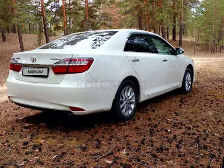 Toyota Camry 2016 года за 10 000 000 тг. в Семей – фото 3