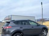 Toyota RAV4 2017 годаүшін8 700 000 тг. в Актау