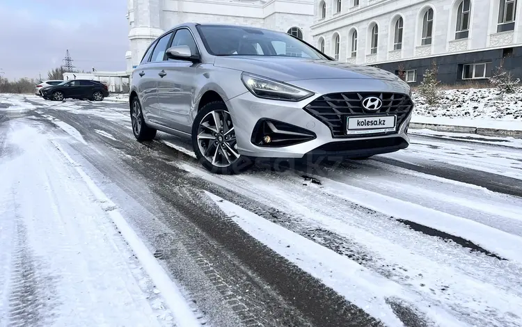 Hyundai i30 2022 года за 12 590 000 тг. в Астана