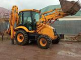 JCB  3CX 2004 года за 17 000 000 тг. в Алматы