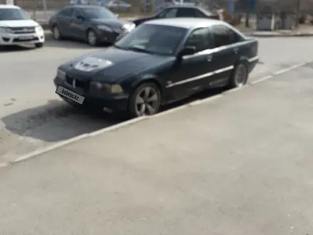 BMW 320 1993 года за 1 300 000 тг. в Актау