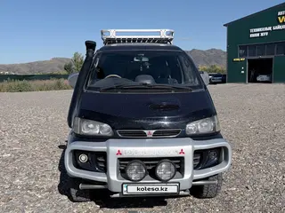 Mitsubishi Delica