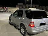 Mercedes-Benz ML 350 2002 года за 4 100 000 тг. в Актау – фото 2