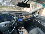 Toyota Camry 2015 года за 11 800 000 тг. в Шымкент – фото 4