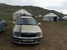 Mitsubishi Carisma, 2000