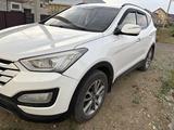 Hyundai Santa Fe 2013 года за 7 700 000 тг. в Актобе – фото 2