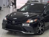 Toyota Camry 2020 года за 12 690 000 тг. в Шымкент – фото 2
