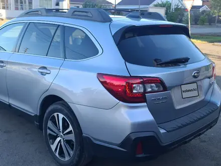 Subaru Outback 2019 года за 9 000 000 тг. в Уральск – фото 3