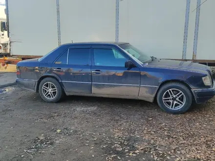 Mercedes-Benz E 280 1995 года за 2 500 000 тг. в Алматы – фото 3