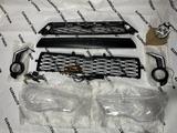 Стекло фары/Оправ Туманки/Решетка в бампер/накладка На Toyota 4Runner за 25 000 тг. в Алматы