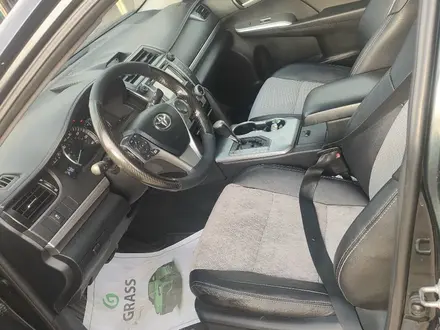 Toyota Camry 2013 года за 5 200 000 тг. в Астана – фото 9