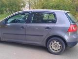 Volkswagen Golf 2005 годаfor2 500 000 тг. в Караганда – фото 4