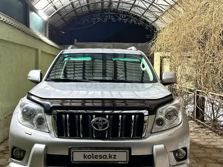 Toyota Land Cruiser Prado 2013 года за 15 500 000 тг. в Шымкент