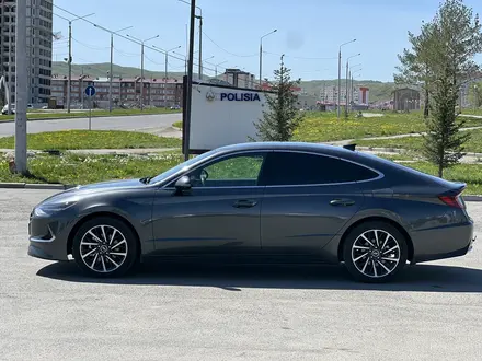 Hyundai Sonata 2022 года за 11 100 000 тг. в Усть-Каменогорск – фото 4