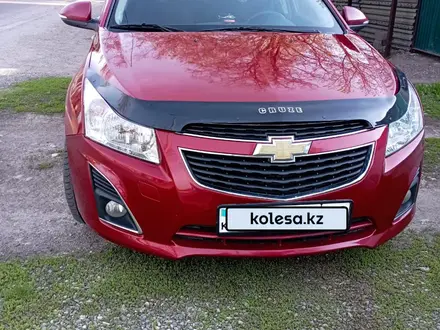 Chevrolet Cruze 2014 года за 4 900 000 тг. в Талдыкорган – фото 2