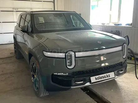 Rivian R1S 2023 года за 55 000 000 тг. в Караганда – фото 2