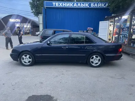 Mercedes-Benz E 280 1999 года за 2 600 000 тг. в Алматы – фото 4