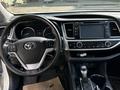 Toyota Highlander 2016 года за 15 500 000 тг. в Алматы – фото 13