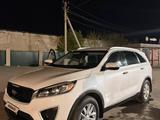 Kia Sorento 2016 года за 6 700 000 тг. в Атырау