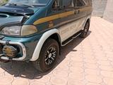 Mitsubishi Delica 1995 годаfor4 000 000 тг. в Алматы – фото 4