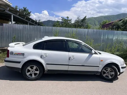 Volkswagen Passat 1998 года за 900 000 тг. в Алматы – фото 3